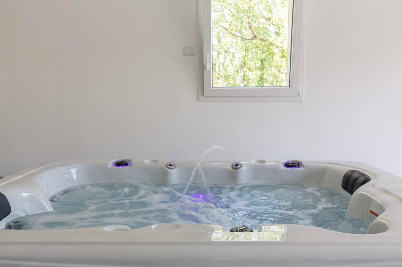 Superbe Villa Seillans La Grande Bastide Avec Piscine, Jardin, Climatisation Et Salle De Sport מראה חיצוני תמונה